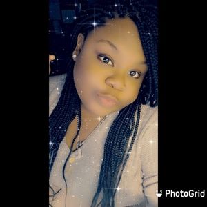 Meet your Posher, Lakeisha